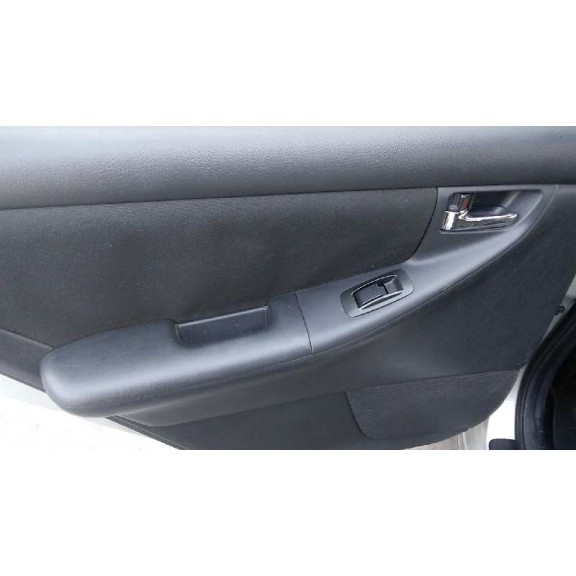 toyota corolla (e12) del año 2006