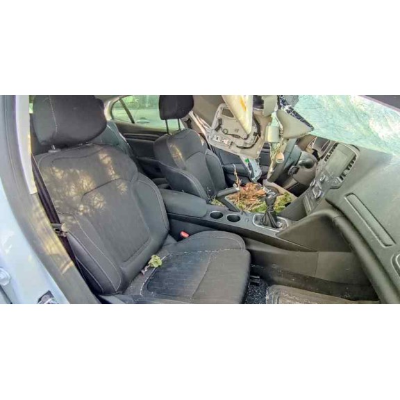 renault megane iv berlina 5p del año 2018