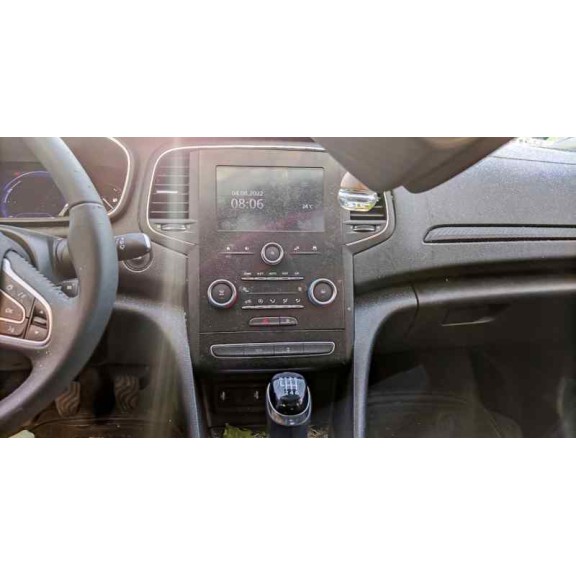 renault megane iv berlina 5p del año 2018