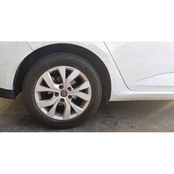 renault megane iv berlina 5p del año 2018