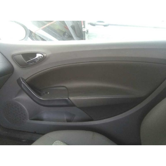 seat ibiza sc (6j1) del año 2009