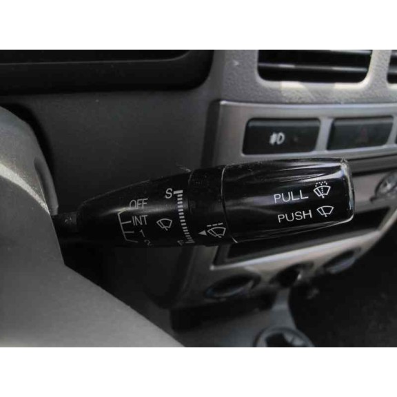 kia rio del año 2005