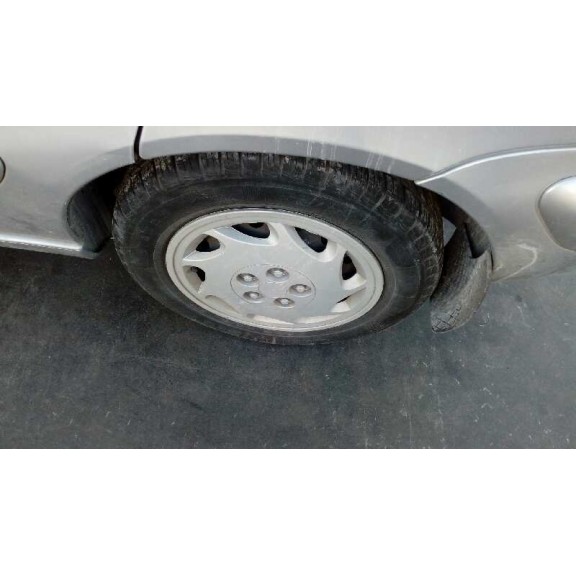 citroën xsara berlina del año 2000