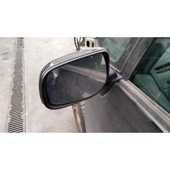 toyota auris del año 2010