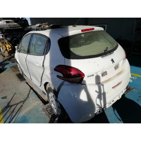 peugeot 208 del año 2015