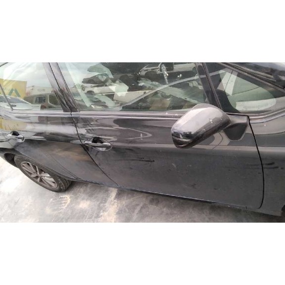 toyota auris del año 2010