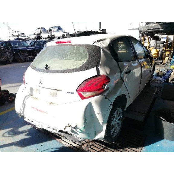 peugeot 208 del año 2015