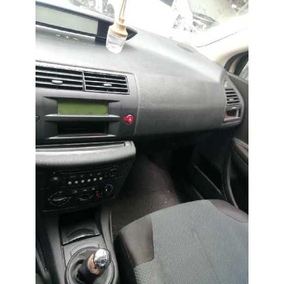 citroën c4 berlina del año 2007