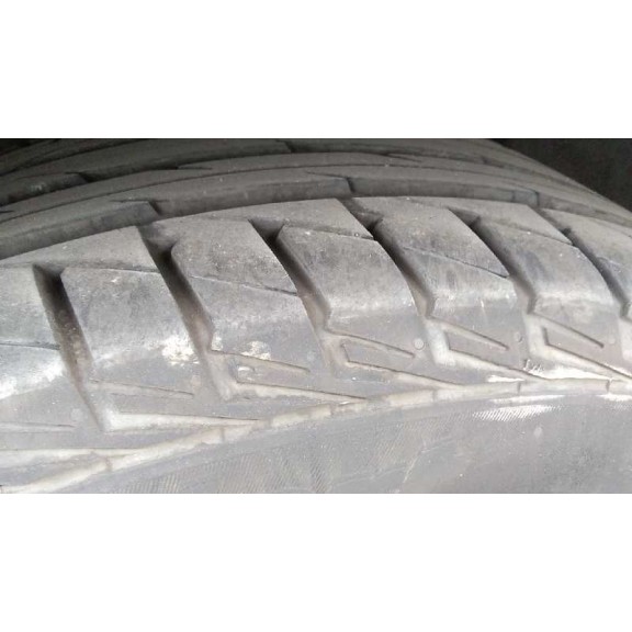 toyota auris del año 2010