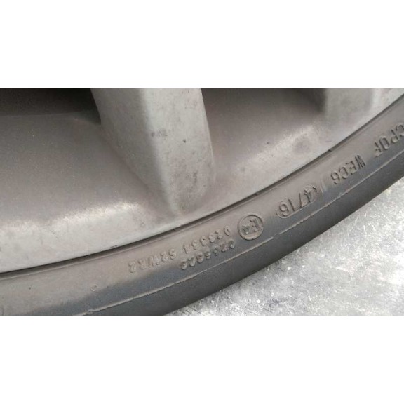 toyota auris del año 2010