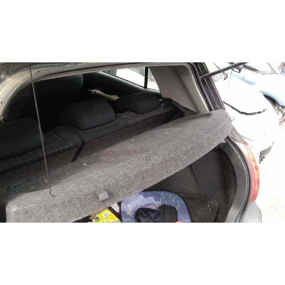 toyota auris del año 2010