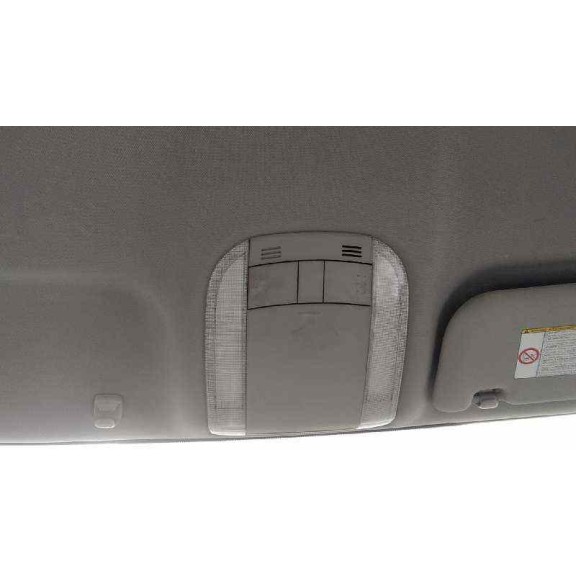 toyota auris del año 2010