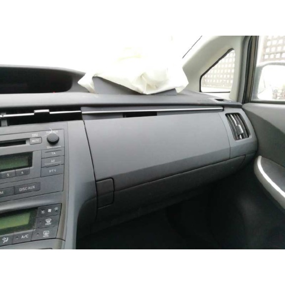 toyota prius (nhw30) del año 2011