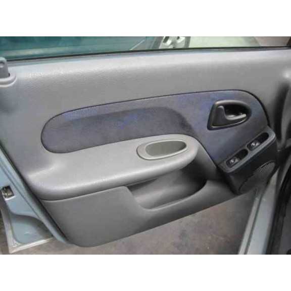 renault clio ii fase i (b/cbo) del año 2000