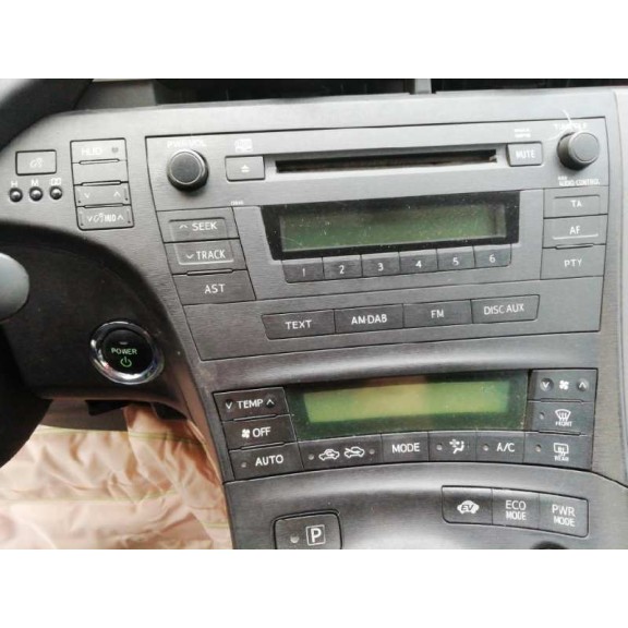 toyota prius (nhw30) del año 2011