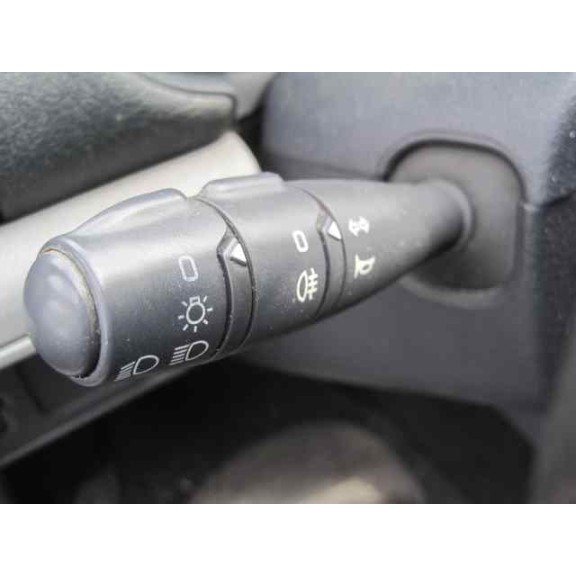 renault clio ii fase i (b/cbo) del año 2000