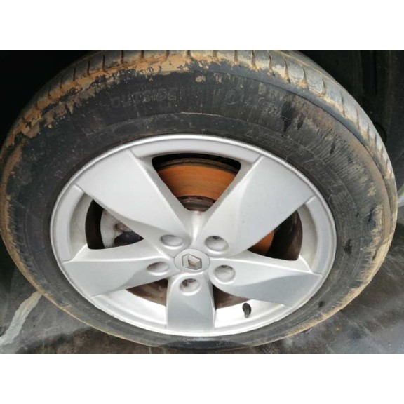 renault megane iii berlina 5 p del año 2010