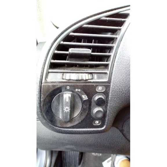 bmw serie 3 berlina (e36) del año 1997