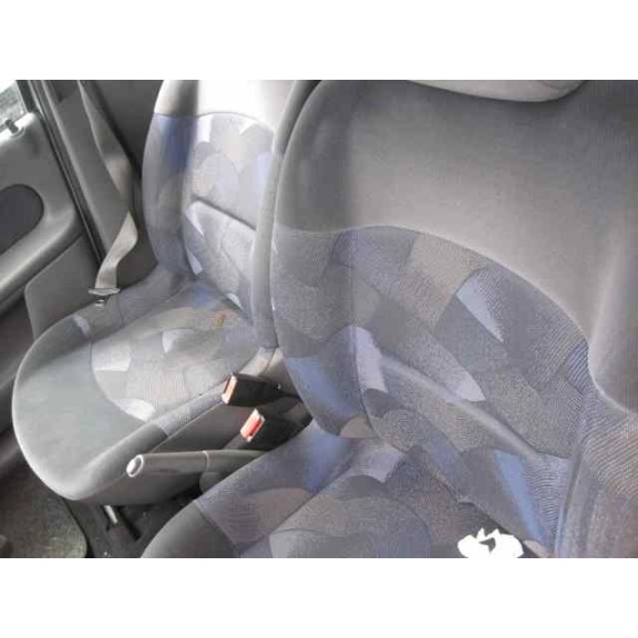 renault clio ii fase i (b/cbo) del año 2000