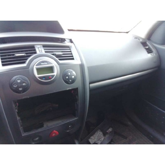 renault megane ii berlina 5p del año 2006