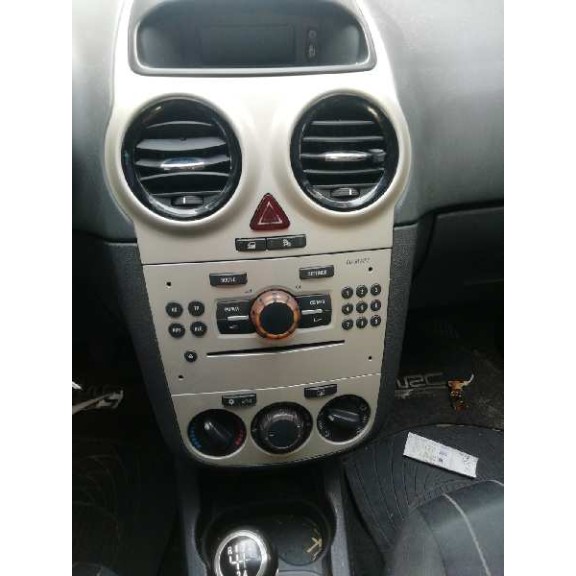 opel corsa d del año 2007