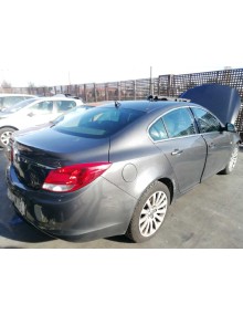 opel insignia berlina del año 2010