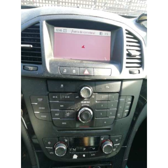 opel insignia berlina del año 2010