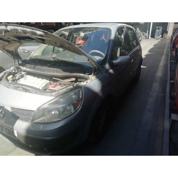 renault scenic ii del año 2005