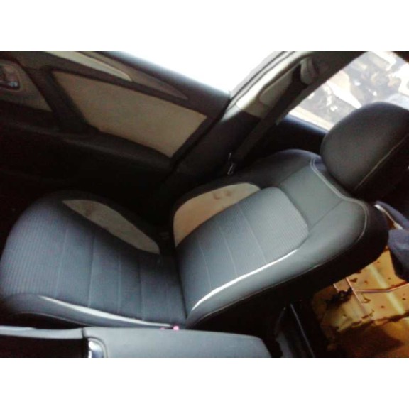 toyota avensis touring sports del año 2016