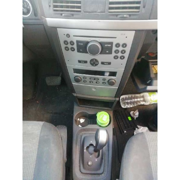 opel meriva del año 2004