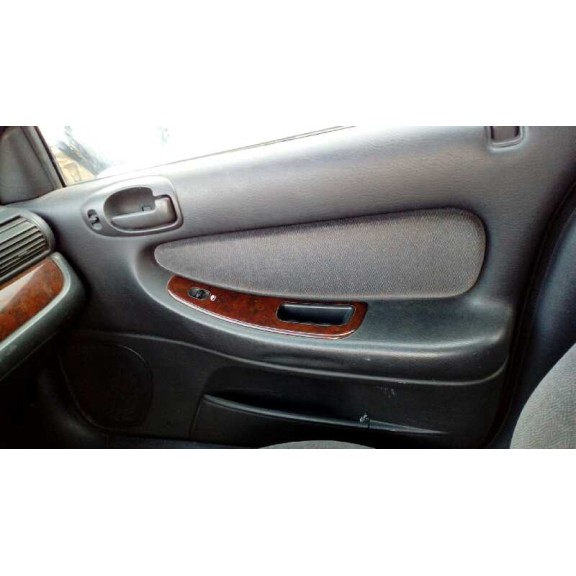 chrysler sebring berlina (jr41) del año 2001