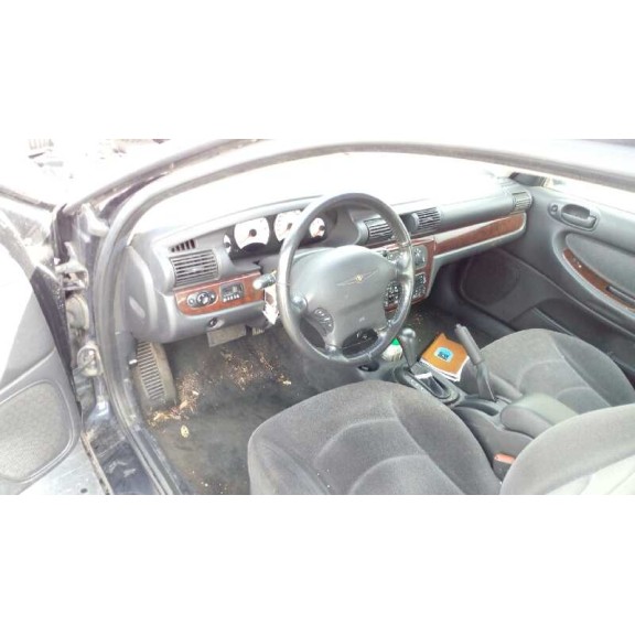 chrysler sebring berlina (jr41) del año 2001