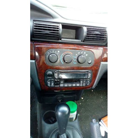 chrysler sebring berlina (jr41) del año 2001