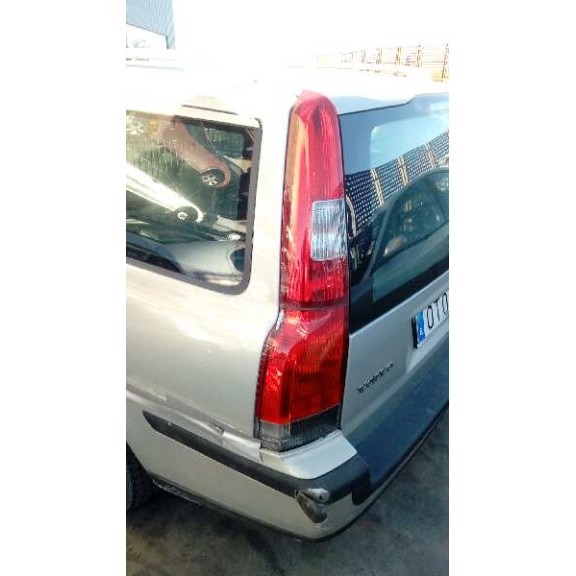 volvo v70 familiar del año 2000