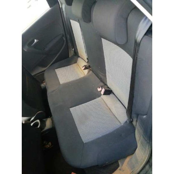 volkswagen polo (6r1) del año 2010