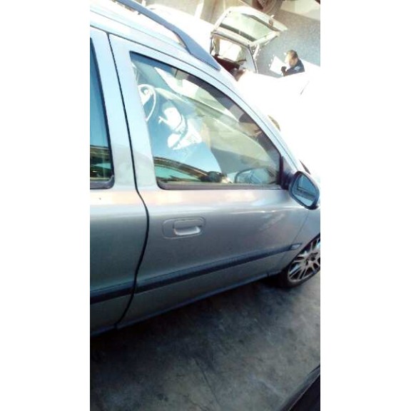 volvo v70 familiar del año 2000