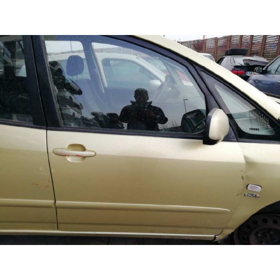 toyota corolla verso (e12) del año 2003