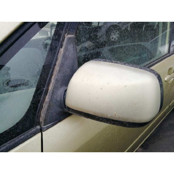 toyota corolla verso (e12) del año 2003