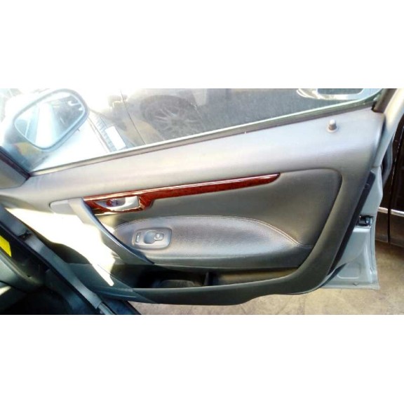 volvo v70 familiar del año 2000