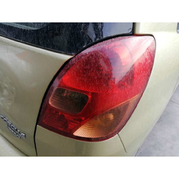 toyota corolla verso (e12) del año 2003