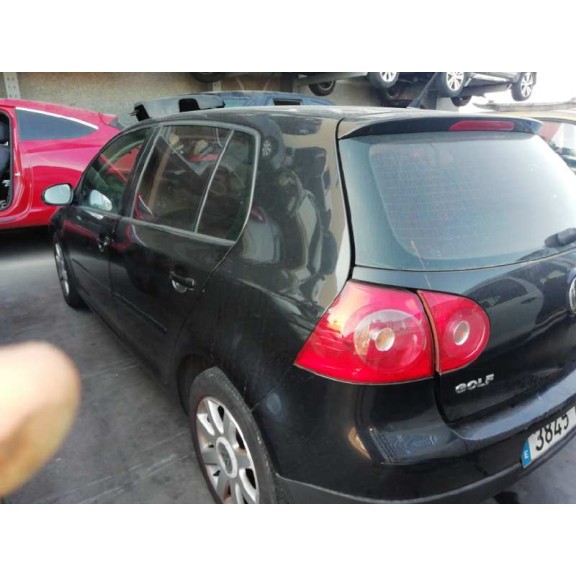 volkswagen golf v berlina (1k1) del año 2006