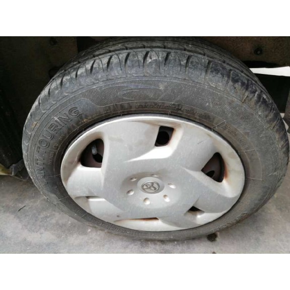 toyota corolla verso (e12) del año 2003