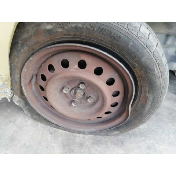 toyota corolla verso (e12) del año 2003