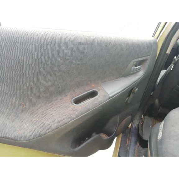 toyota corolla verso (e12) del año 2003