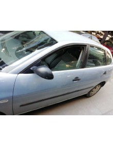 seat ibiza (6l1) del año 2002 2
