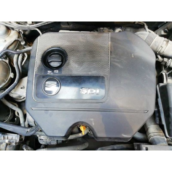 seat ibiza (6l1) del año 2002