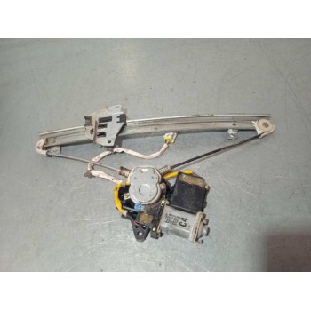 Recambio de elevalunas trasero derecho para mitsubishi space wagon (n80/n90) 2,4 glx referencia OEM IAM MR462364 ELECTRICO 5 PIN