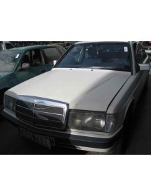mercedes-benz clase c (w201) berlina del año 1985
