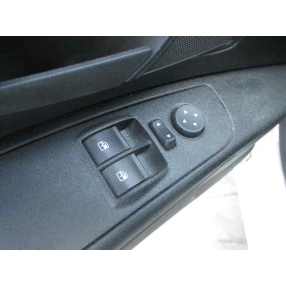 fiat punto (199) del año 2013