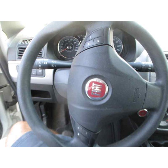 fiat punto (199) del año 2013
